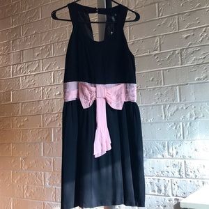 NWT black with pale pink bow waistline sundress